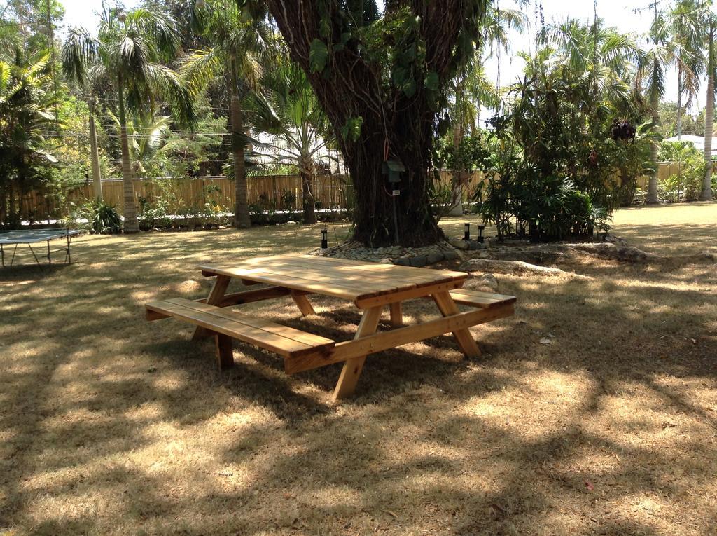 Balay Tuko Garden Inn Puerto Princesa Esterno foto